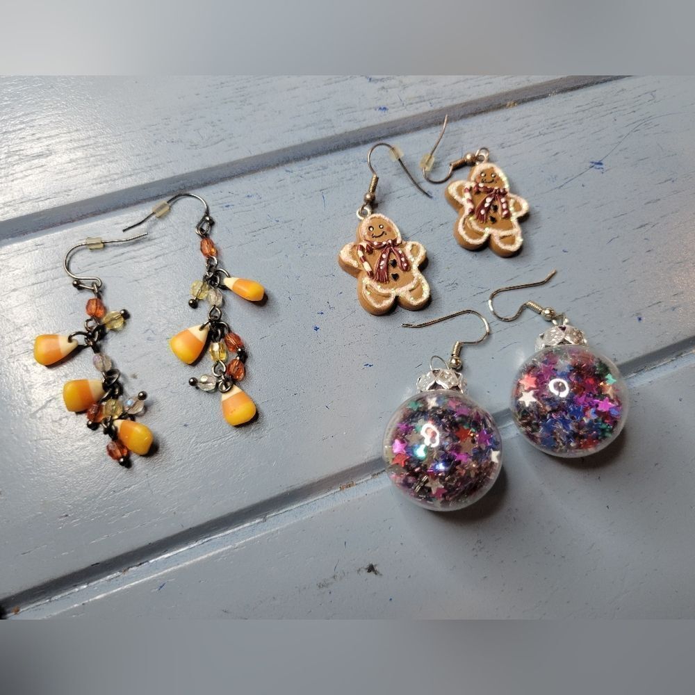Holiday earrings - Picture 6 of 9